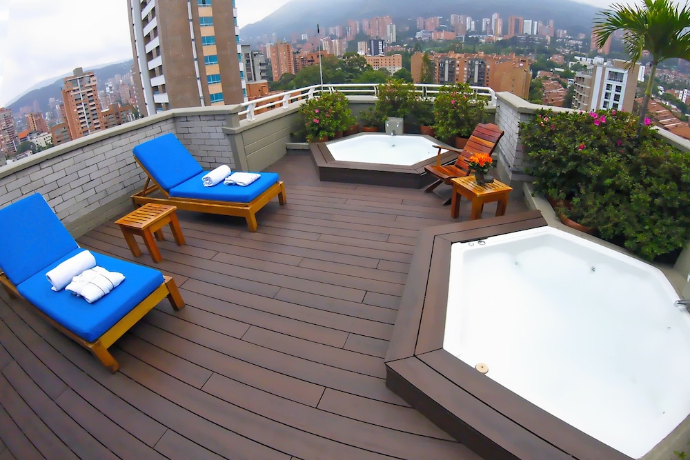 Hotel Poblado Alejandria 50/66