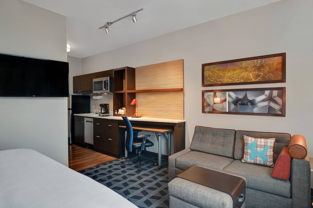 TownePlace Suites by Marriott Indianapolis Downtown 42/56