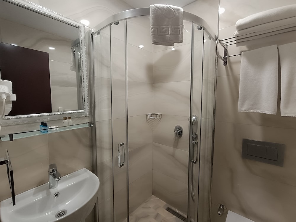 Golden Horn Sirkeci Hotel 49/50