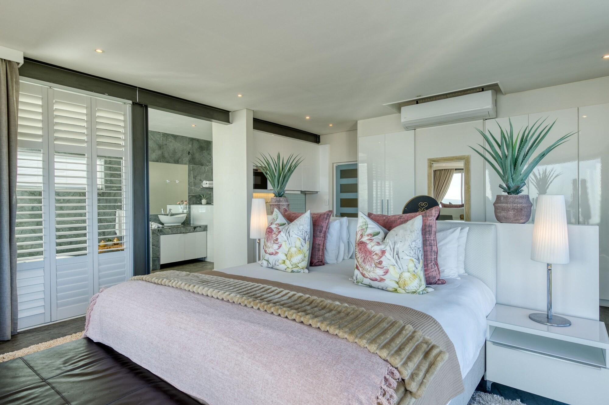 Premier, Studio, Suite, Ocean View