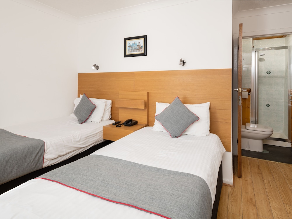 Charing Cross Guest House 18/62
