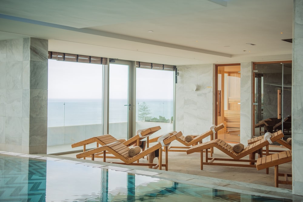 swimming pool spa
