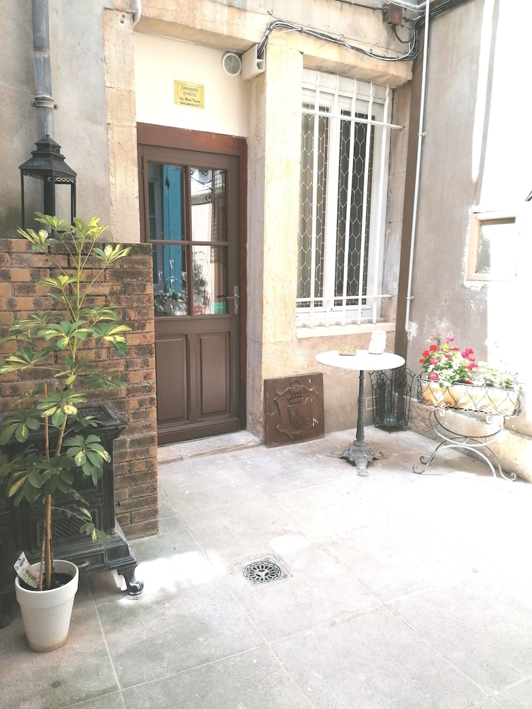 Le Petit Tertre - Chambres D'hotes 10/65