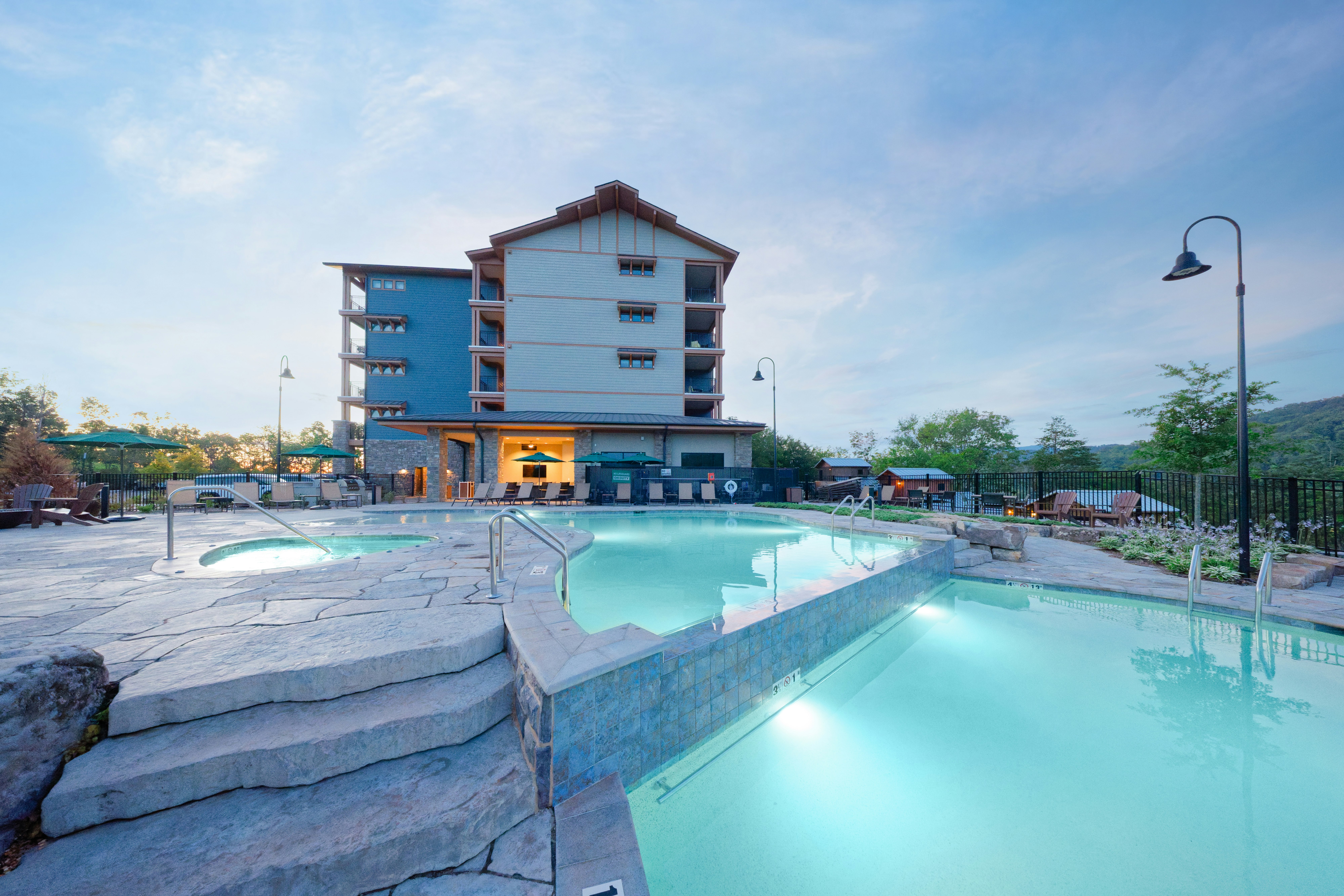 Hilton Vacation Club Mill Springs Lodge Pigeon Forge 7/27