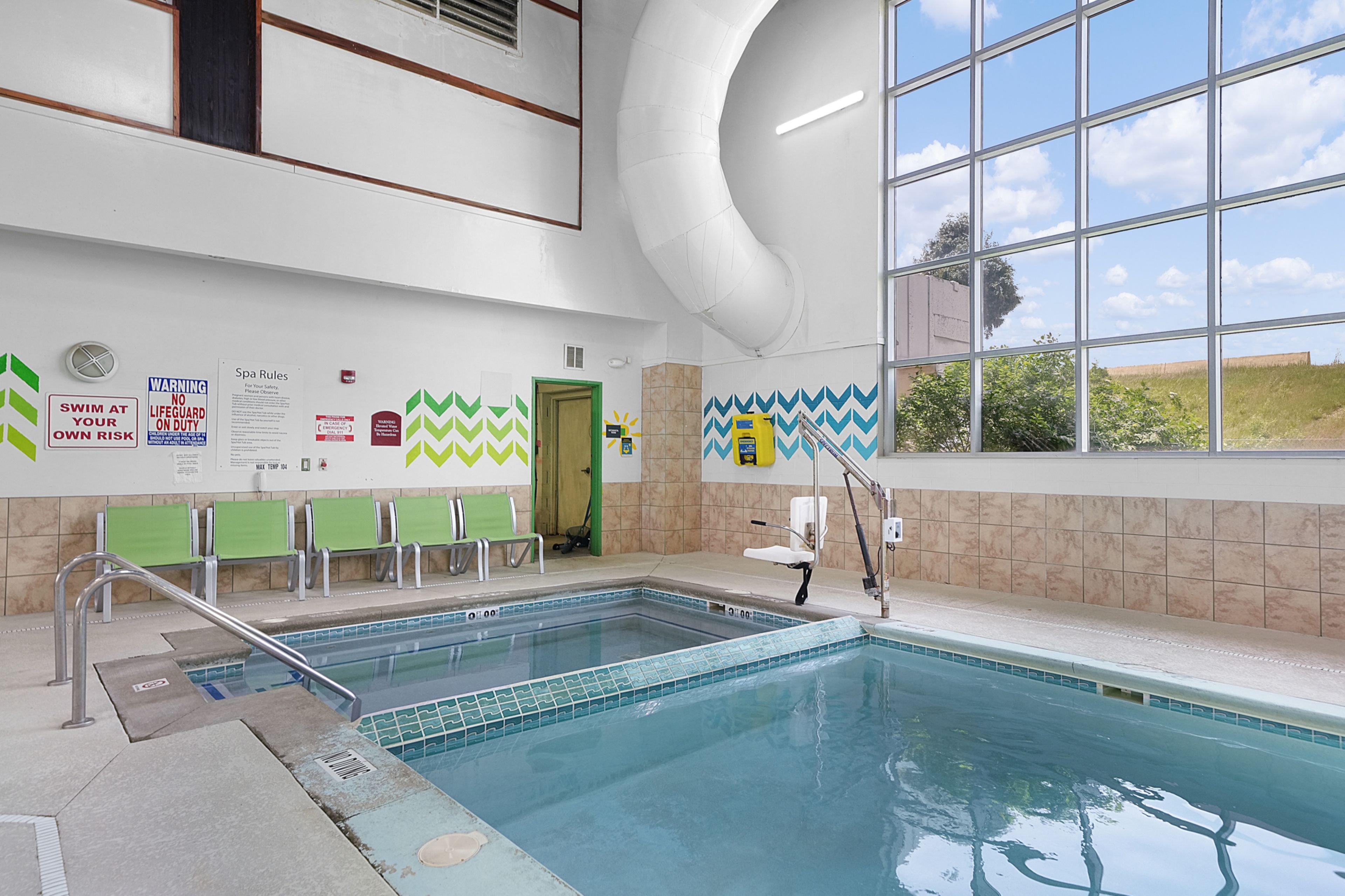 Holiday Inn Grand Rapids South 7/39