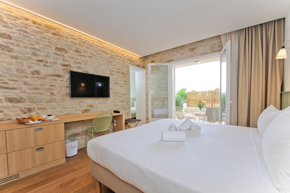 Hotel Les Grenettes 23/60