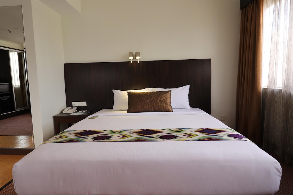 Hotel Grand Continental Kuala Lumpur 12/25
