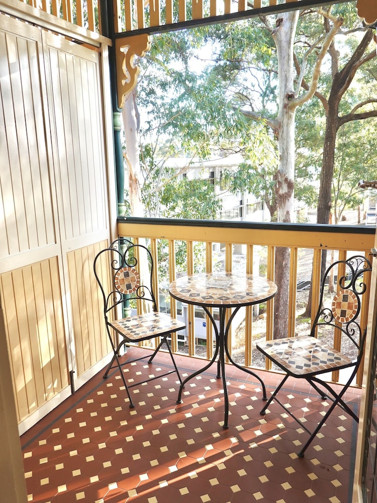 The Charrington Boutique Hotel 53/58