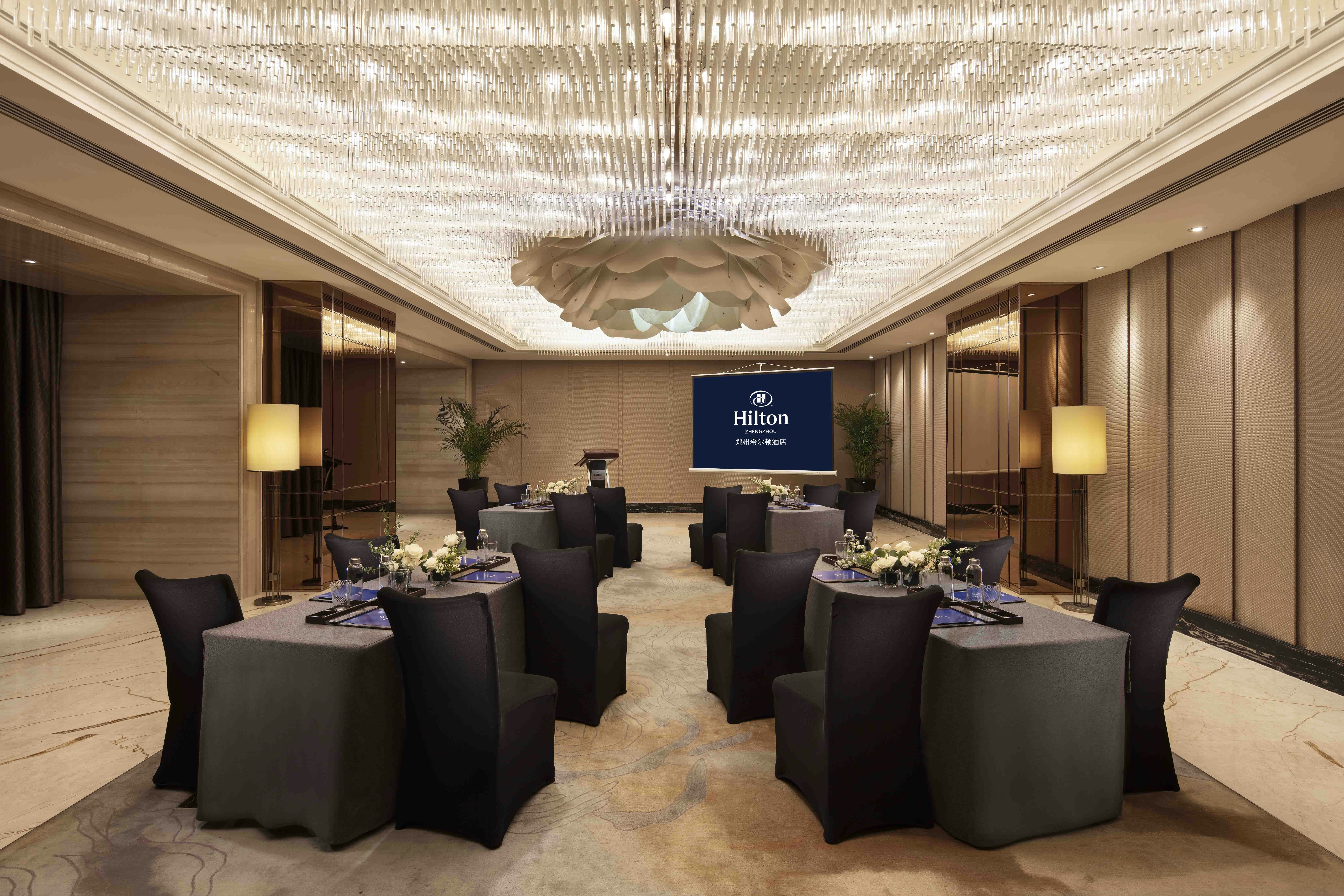Hilton Zhengzhou 72/75