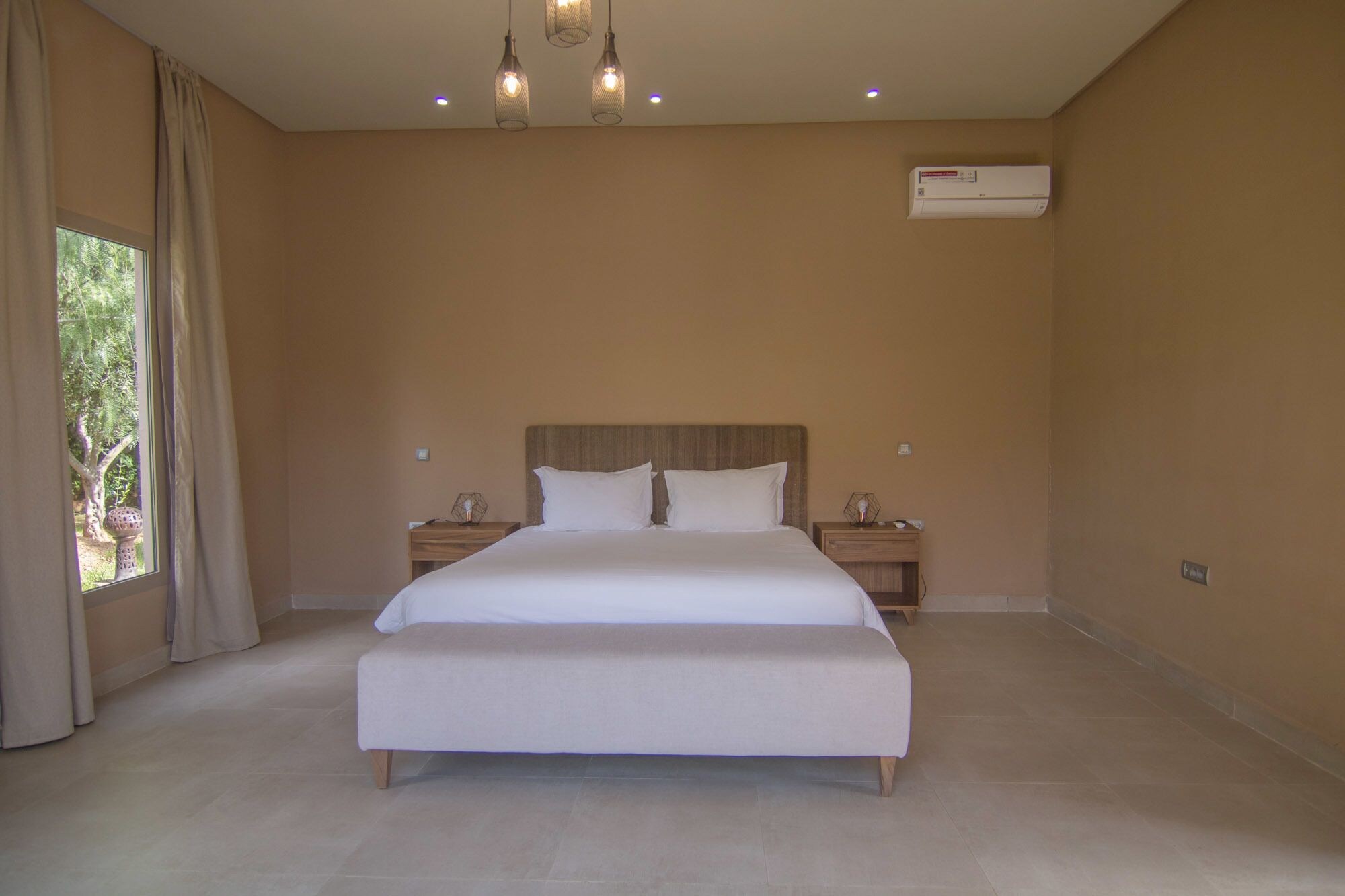 STANDARD, DOUBLE BED