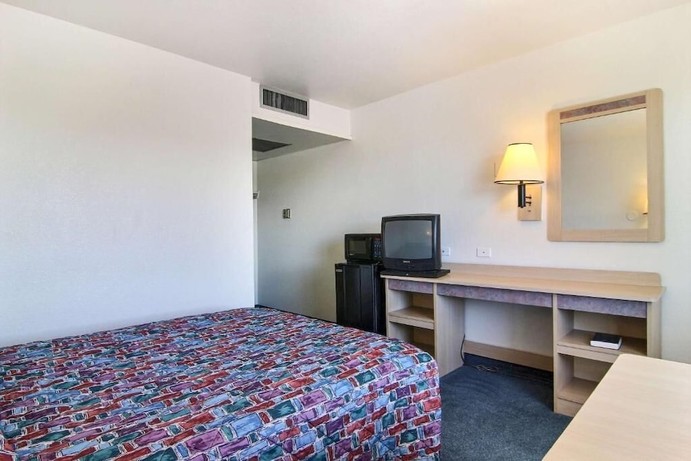 Motel6 Farmington, NM 24/65
