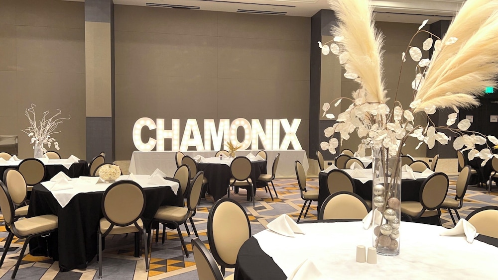 Chamonix Casino Hotel 18/24
