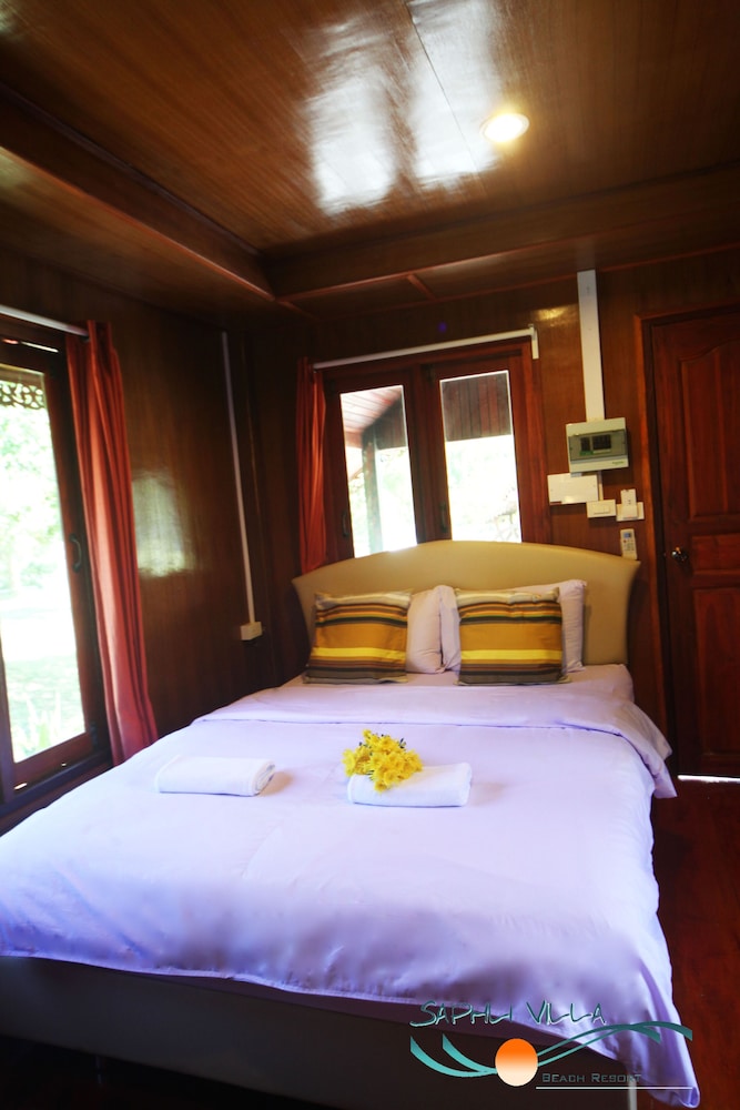 Thai, Bungalow, Queen Bed