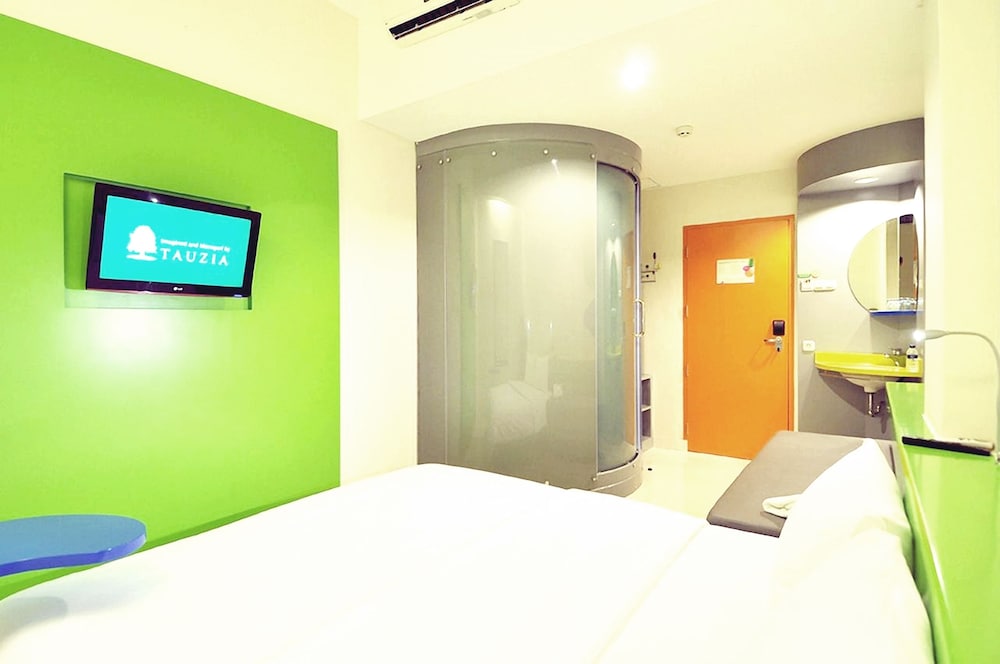 Treepark Hotel Jakarta Airport 10/30