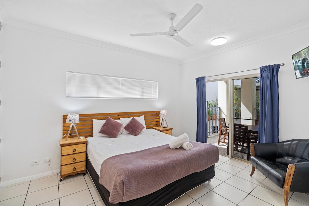 Cairns City Apartments 13/61