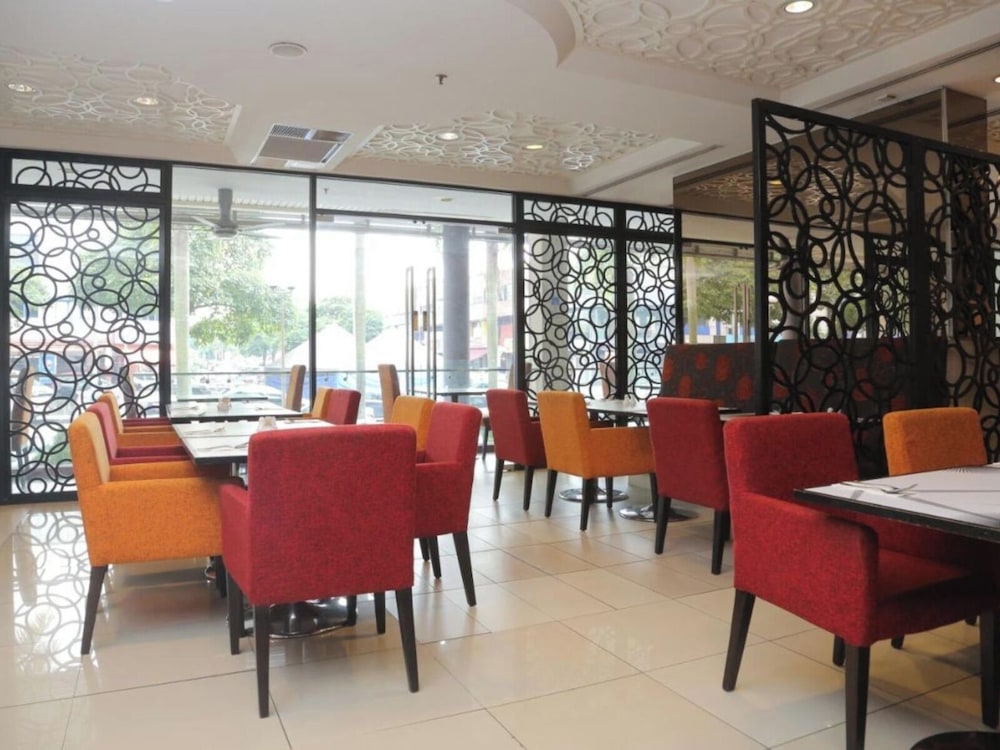 Espira Sri Petaling 33/35