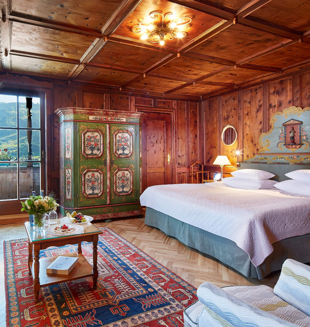 James, Connecting, Double Bed