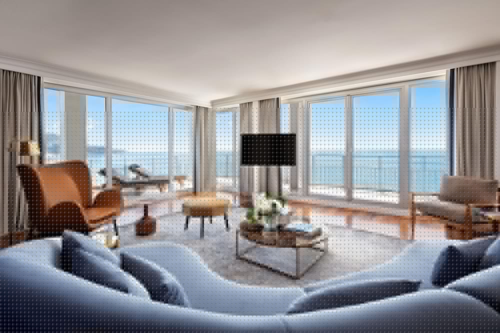 LE MERIDIEN NICE 34/66