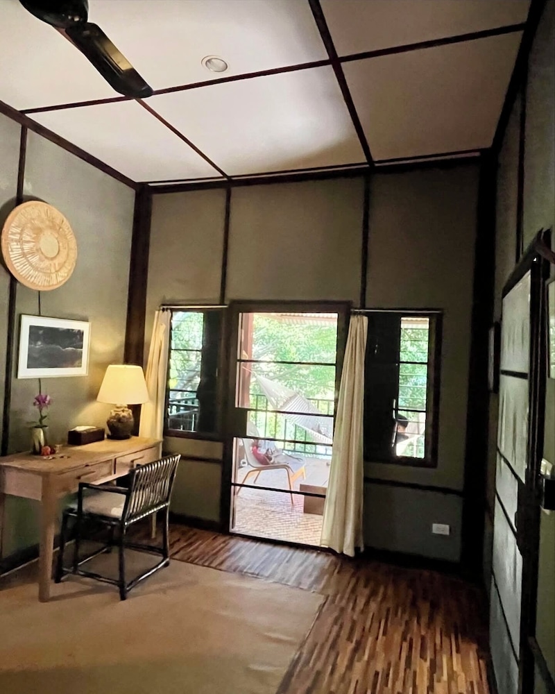 Mae Nai Gardens 35/50