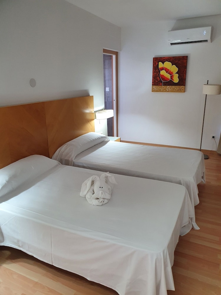 Nuevo Hotel Vista Alegre 6/22