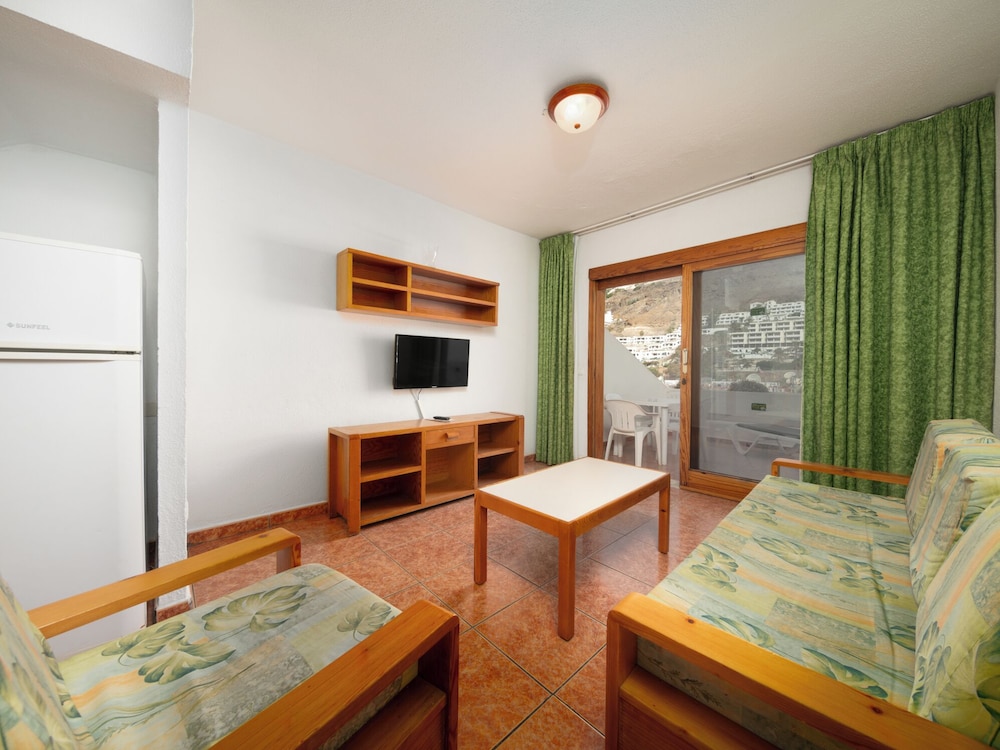 Montecarlo Apartments 26/50