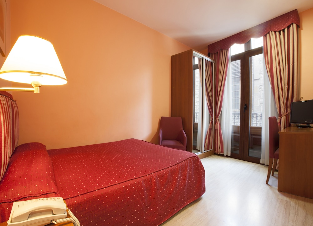 غرفة بسرير كينج، Alba Hotel 4/7
