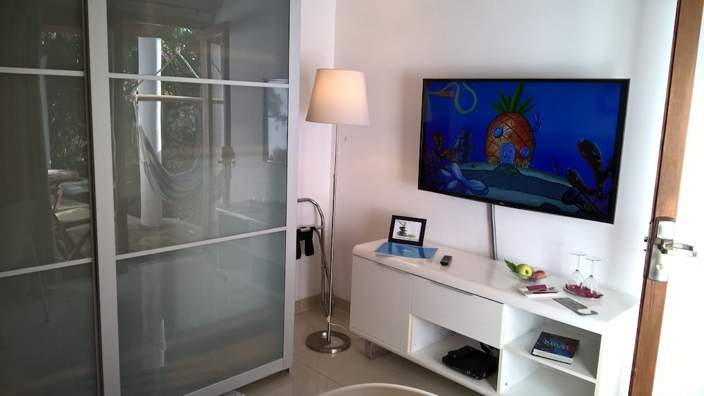 Birdcage Gay Resort - Adult Only 50/50