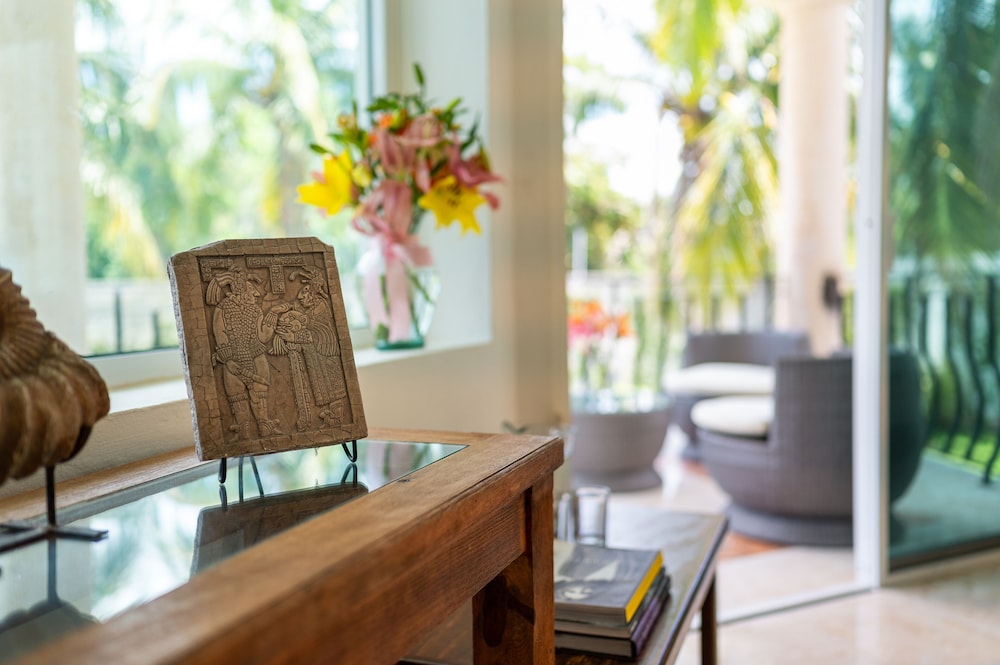 Lobby at Villa Palmeras, CANCUN