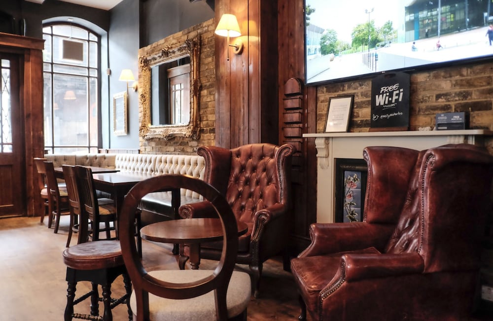 The Wellington Hotel, Waterloo 25/50