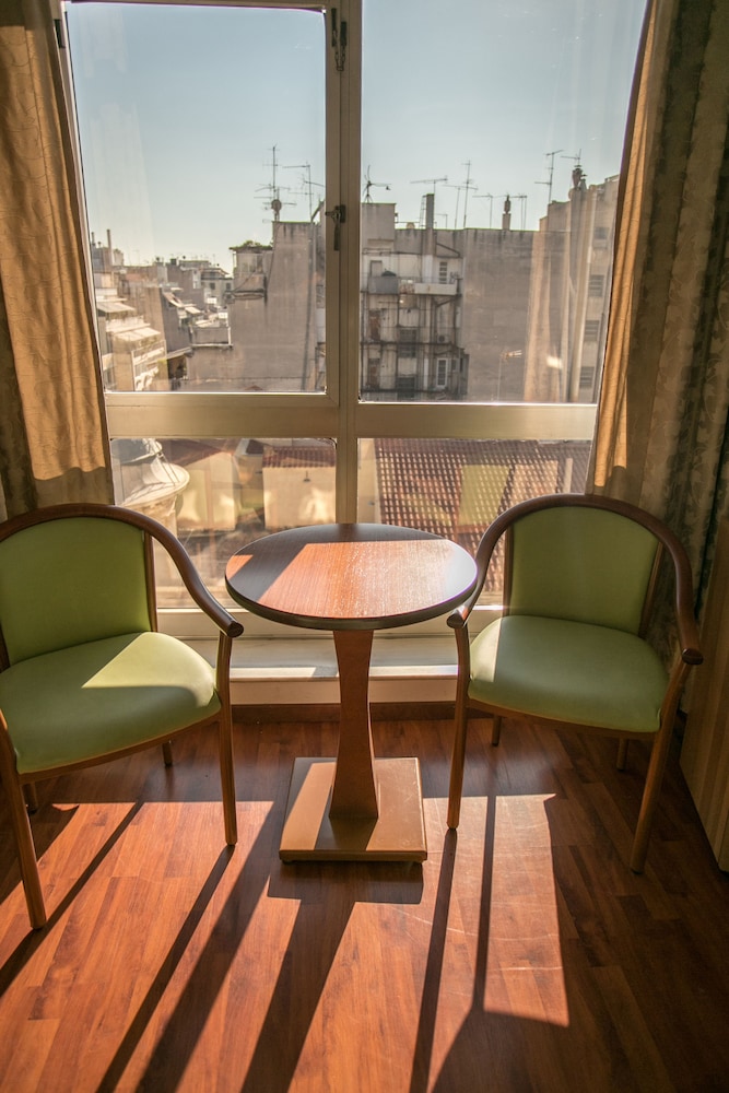 Arethusa Hotel 35/50