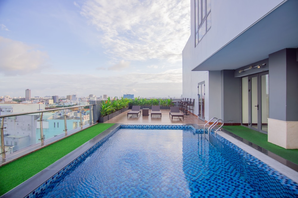 Quoc Cuong Center Hotel 44/49