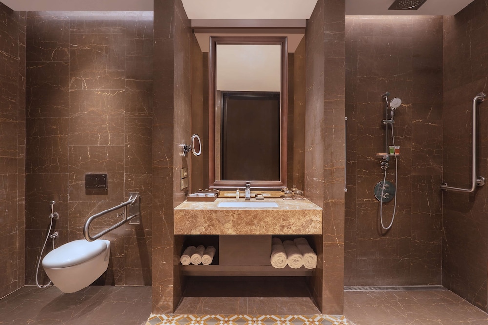 Hilton Goa Resort 40/43