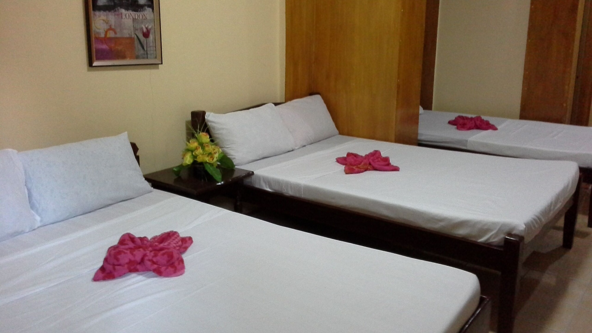 Semi Room, Family, 1 Single and 2 Double Beds