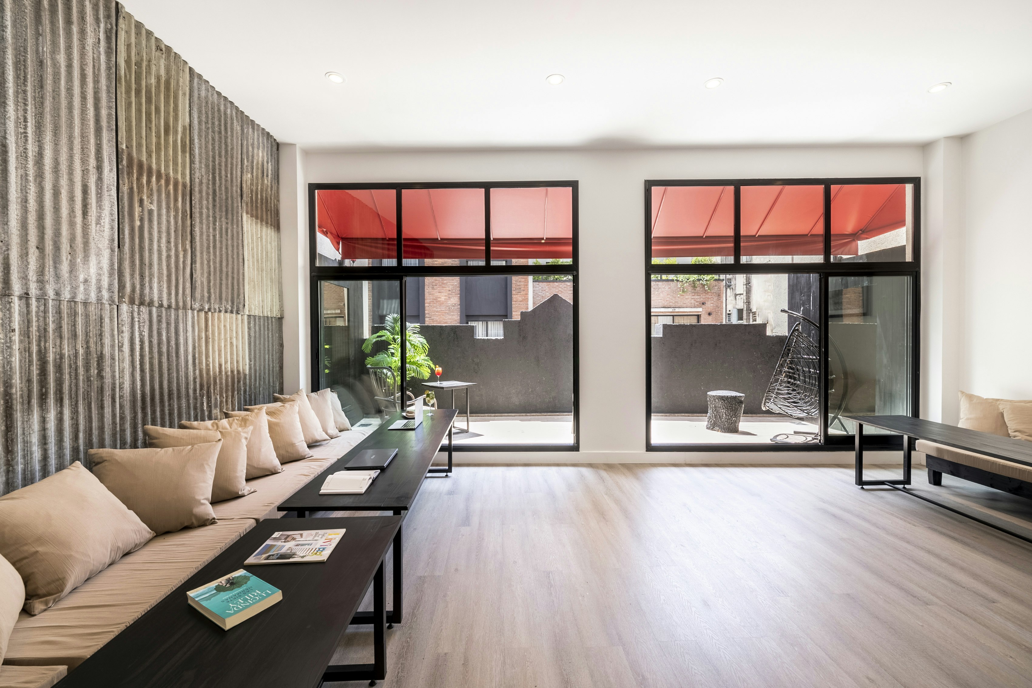 Efe Hotel & Cowork 11/22