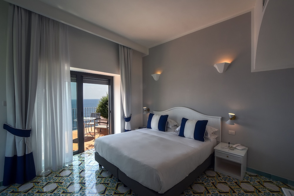 Miramalfi Hotel 16/85