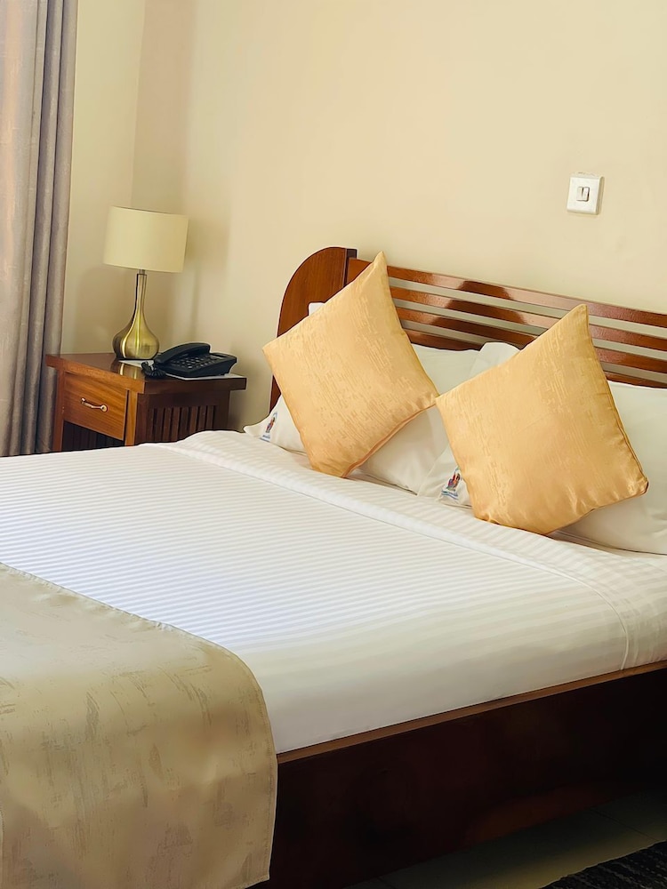 Hotel Barmoi 34/59
