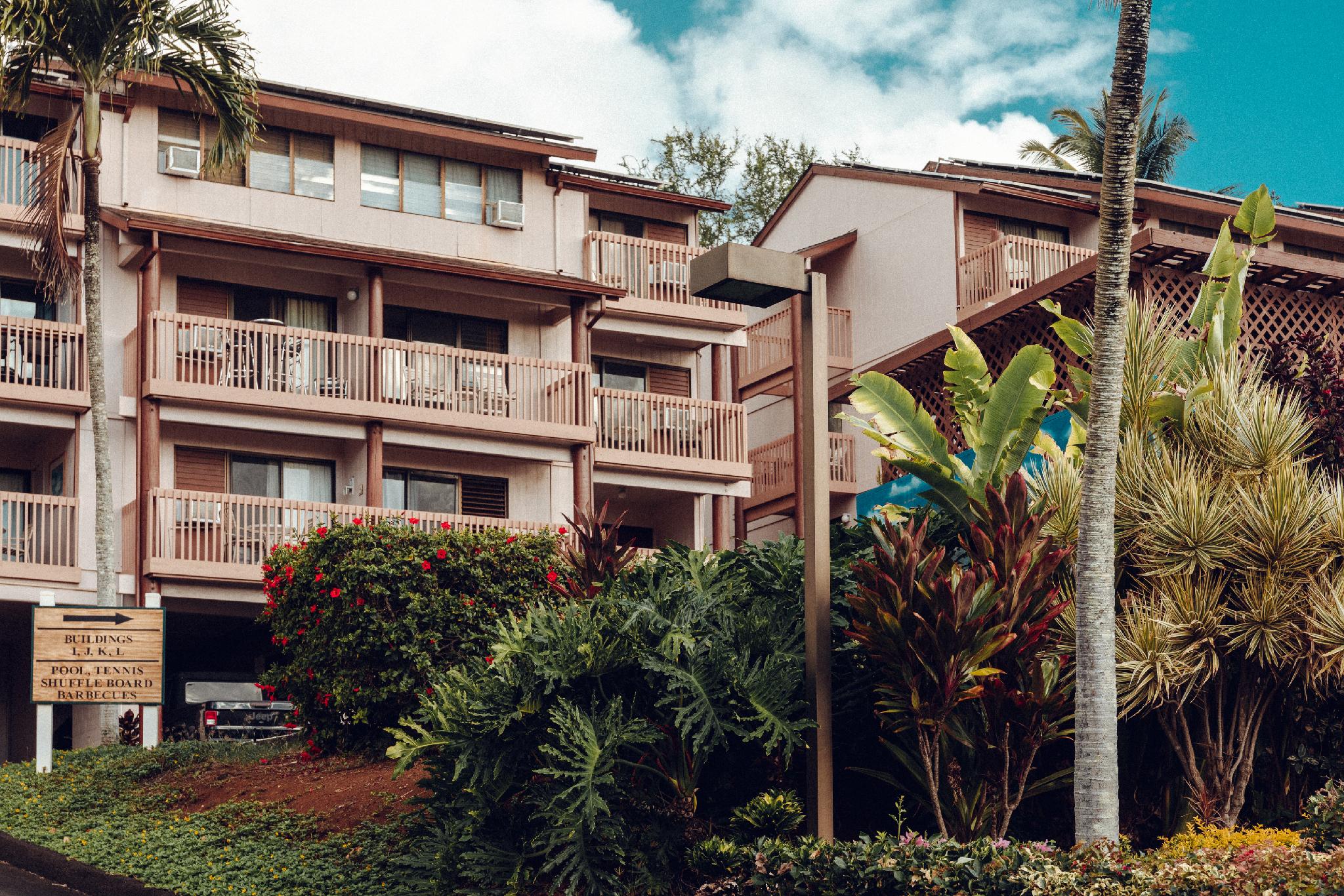 Banyan Harbor Resort in Lihue