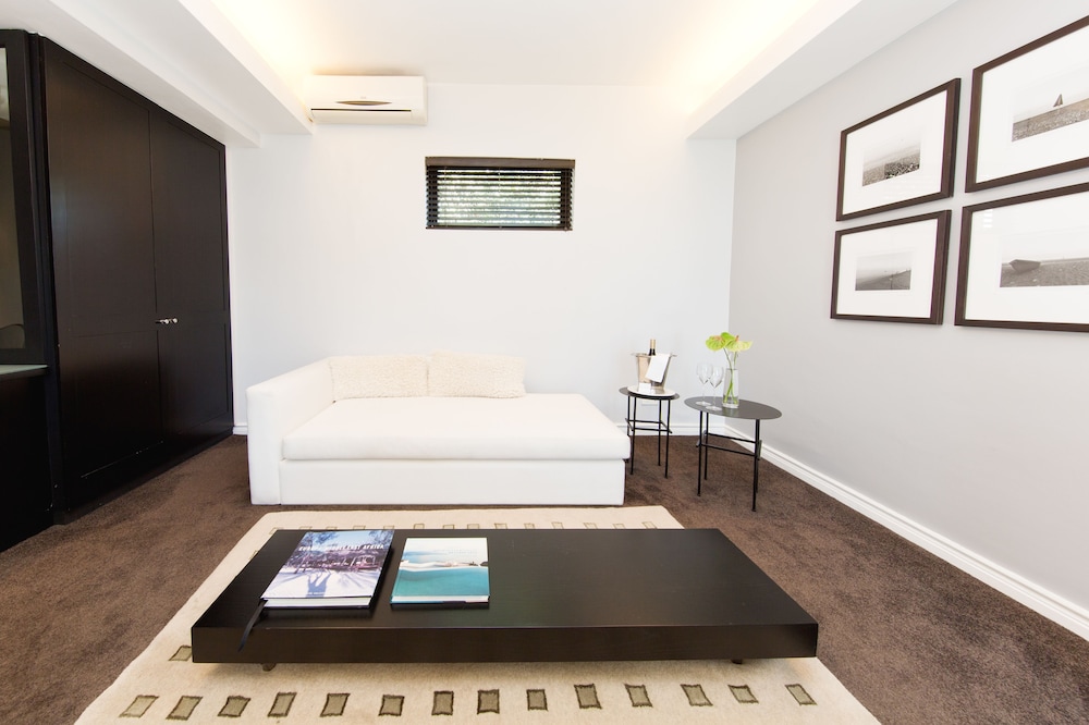 Kensington Place 15/50
