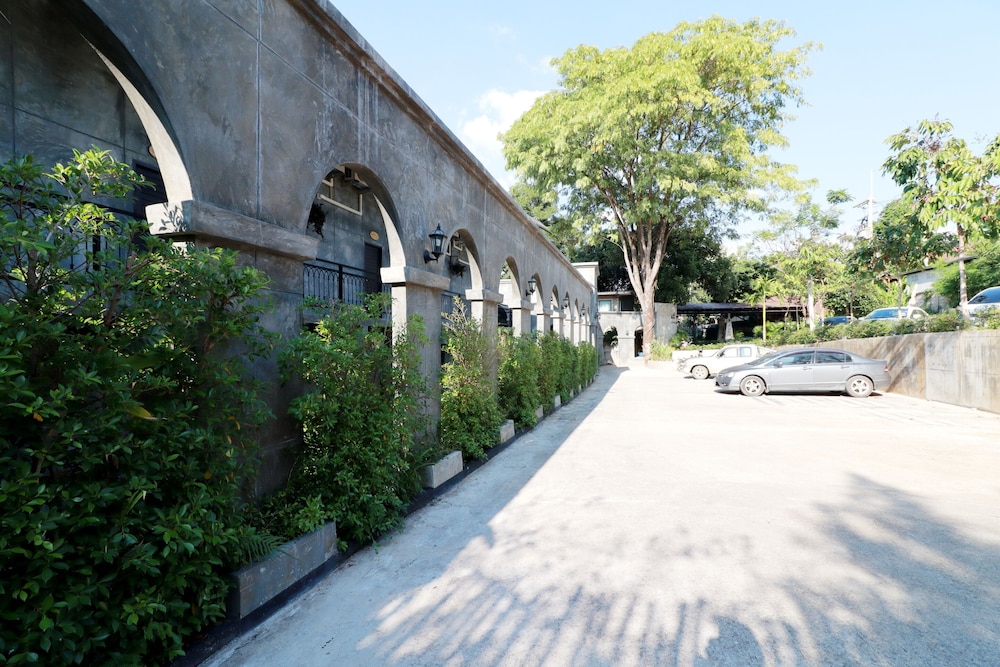 Capital O 464 At Nata Chiangmai Chic Jungle 40/50