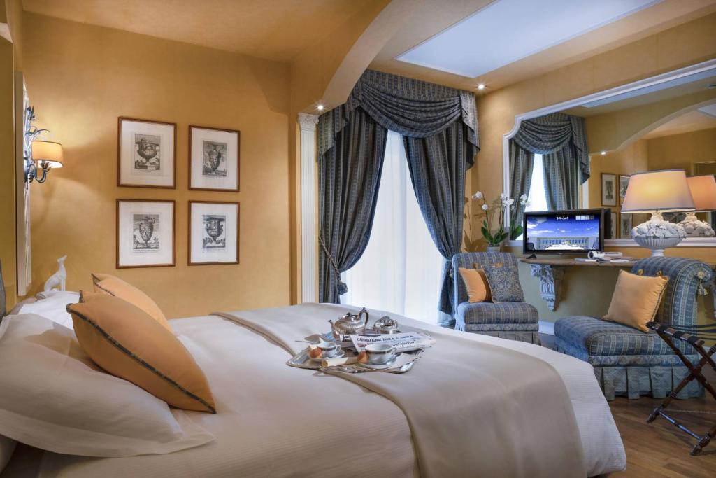 Deluxe, Double or Twin Bed, Side Sea View, Terrace
