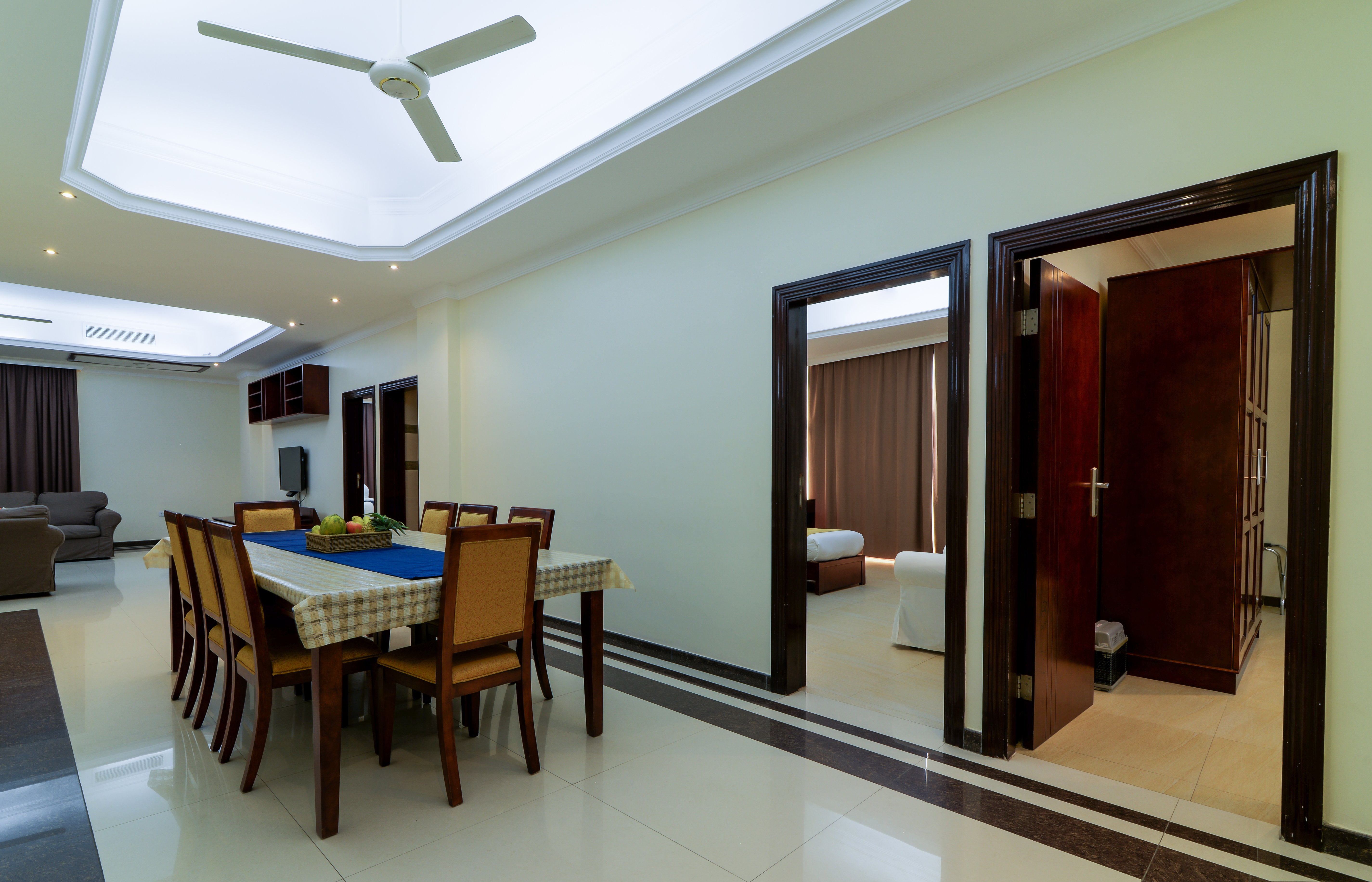 Tanzanite Executive Suites 33/40