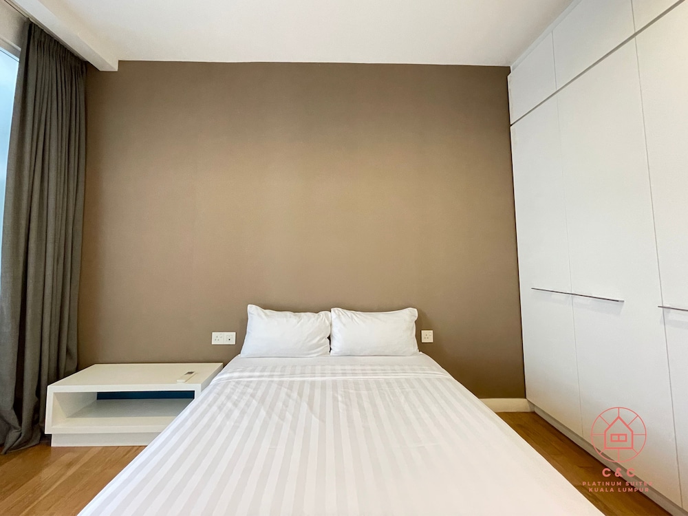 Platinum Service Suites KLCC 21/50