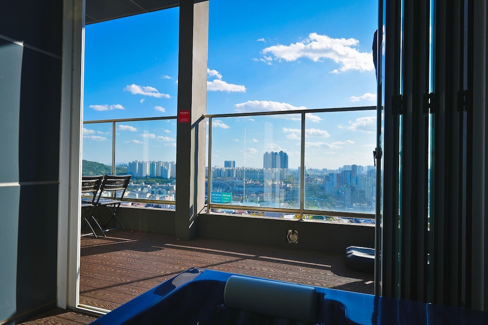 K Hills The Terrace 51/70