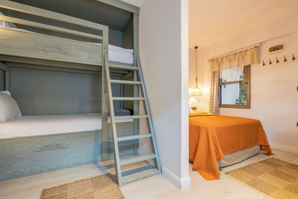 Aral Tatil Ciftligi 50/50