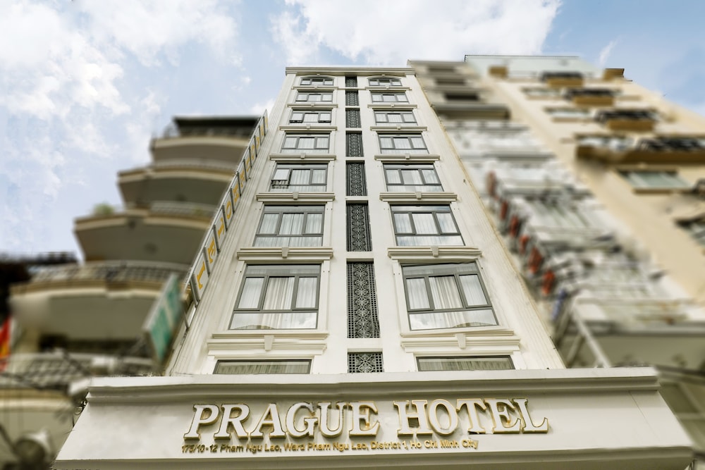 Prague Hotel 2/100