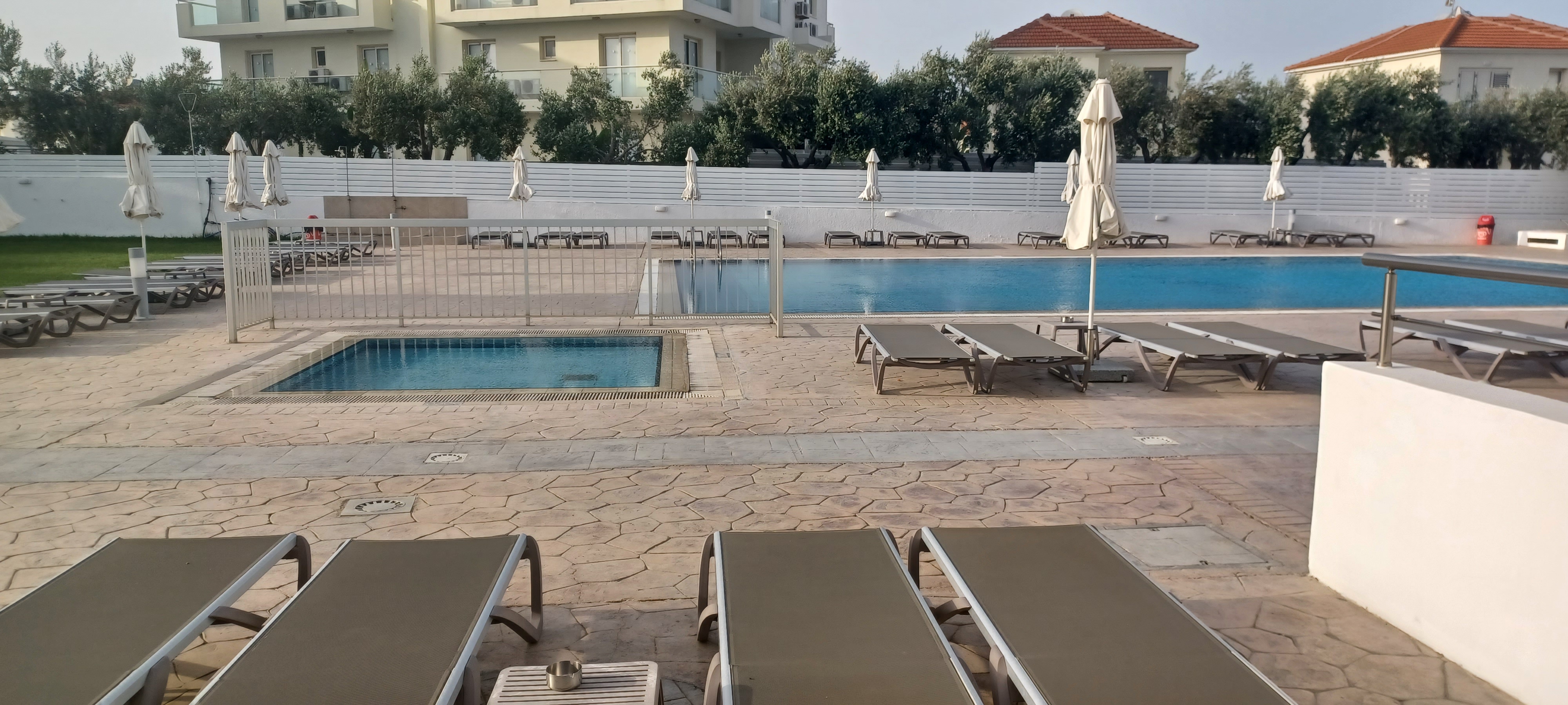 Livas Hotel Apartments 45/50