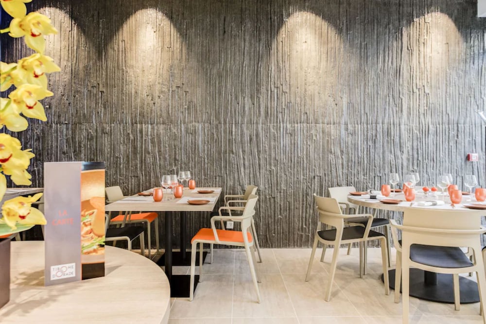 Spark by Hilton Lyon Park Saone 53/61