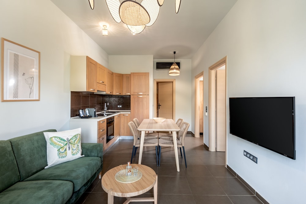 Plakias Suites 40/66