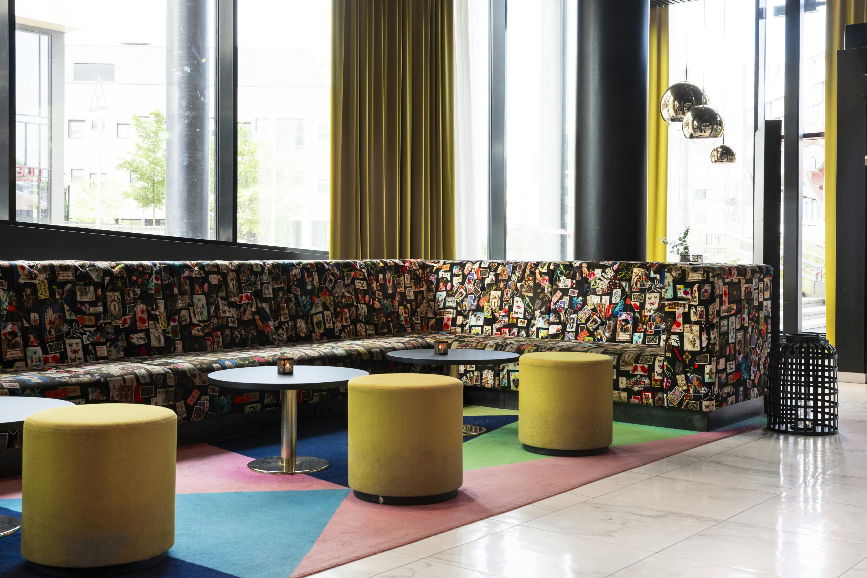 Thon Hotel Storo 45/76