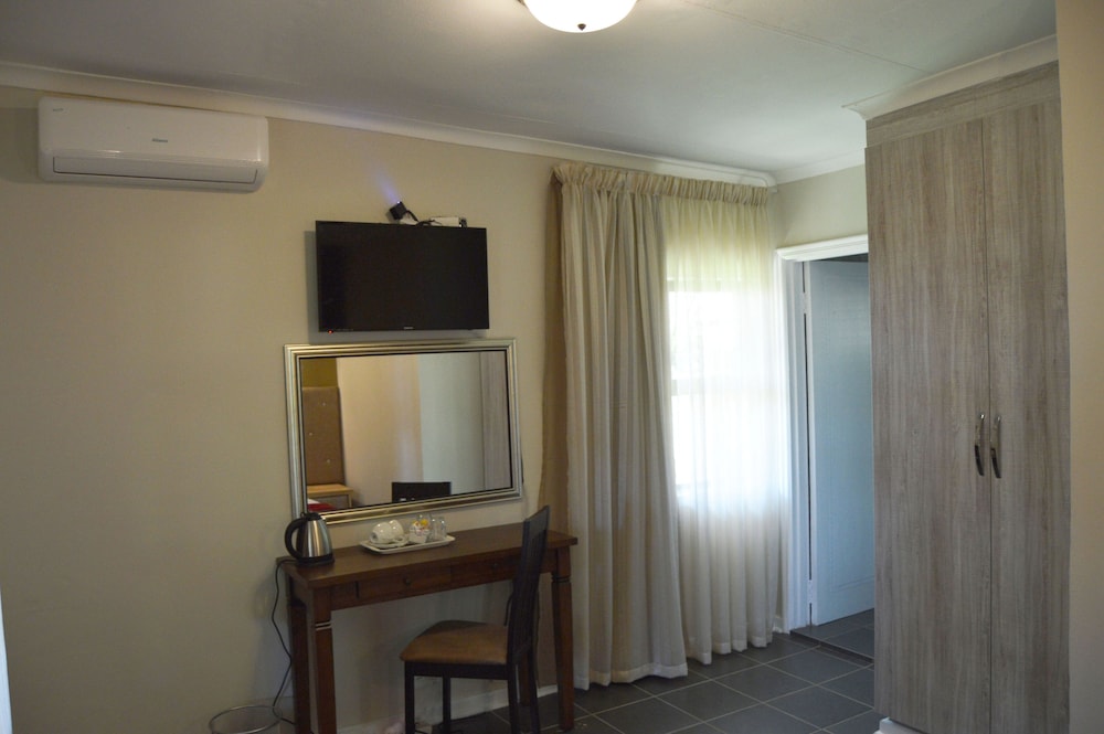 Crystal Rose Lodge and Spa 27/50
